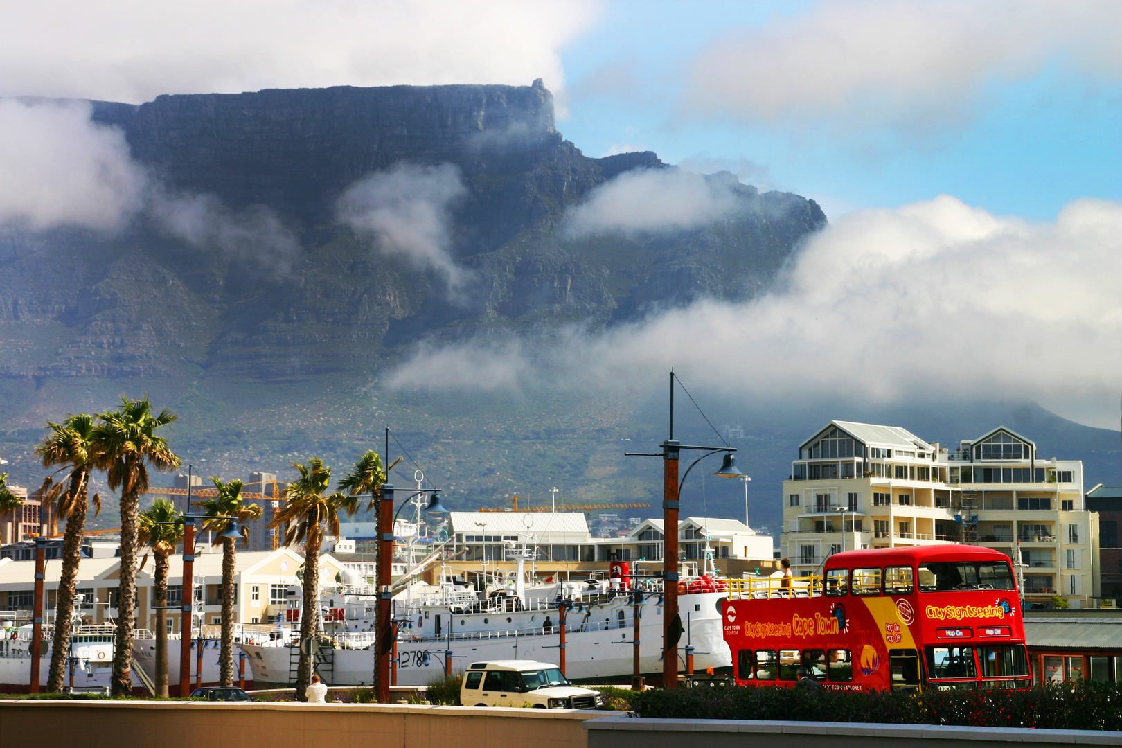 Waterfront mit Tafelberg