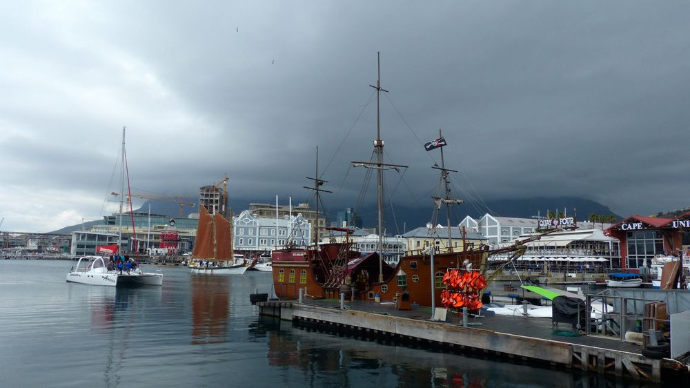 Waterfront von Kapstadt vor dem Sturm