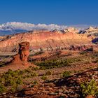 Waterpocket Fold mit Henry Mountains, Capitol Reef NP, Utah, USA