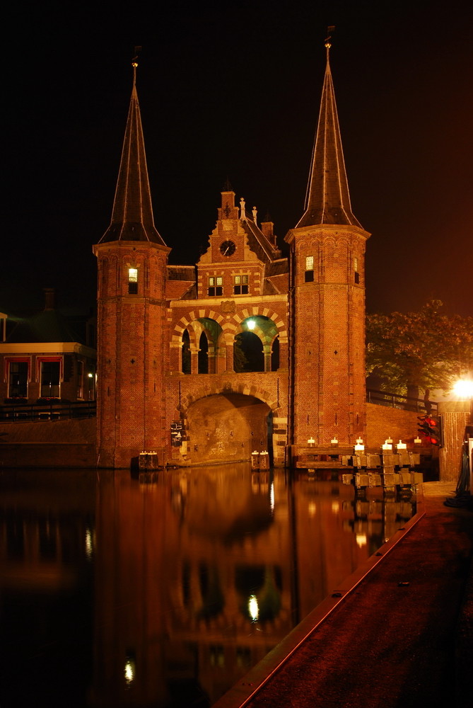 Waterpoort bei Nacht 1