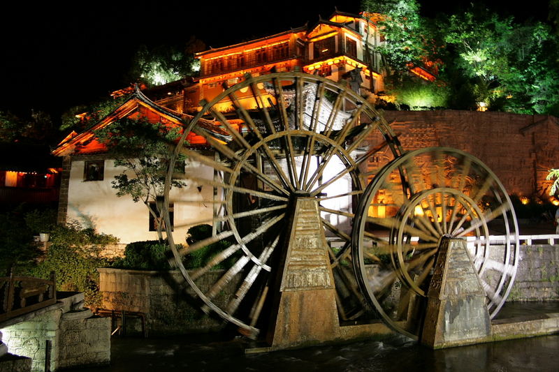 Waterwheel Lijiang Old Town