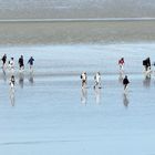 Wattwanderer am Mont Saint Michel