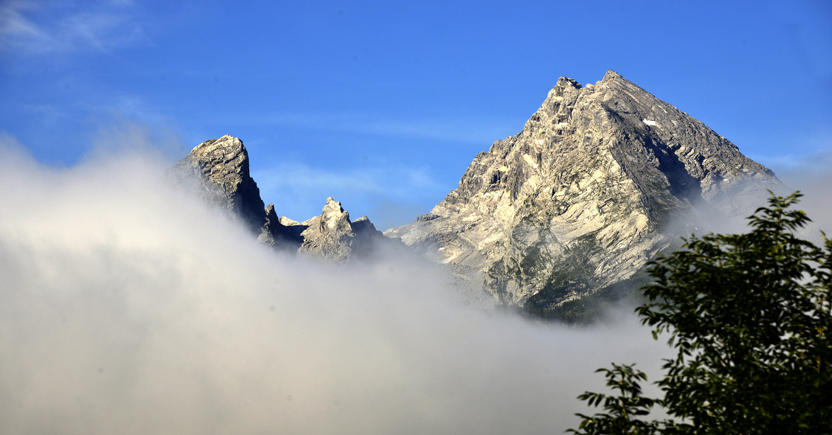 Watzmann in den Wolken