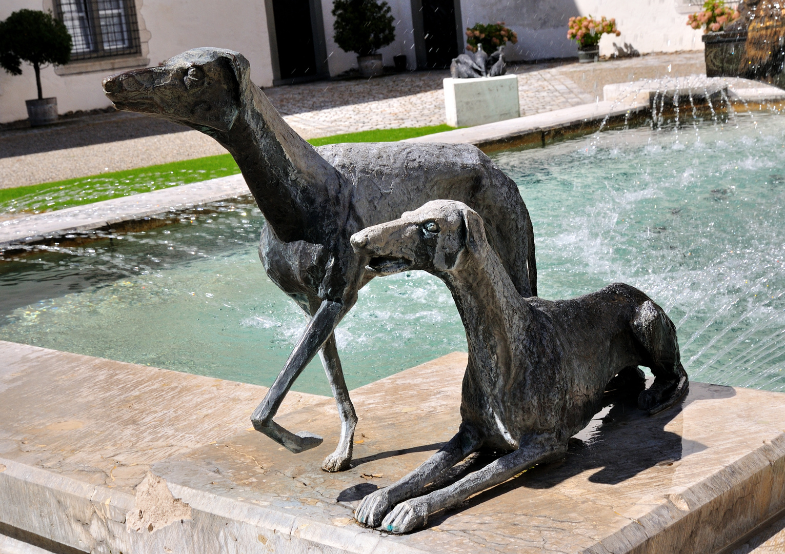 Wau - Die Brunnenfiguren im Schloßgarten