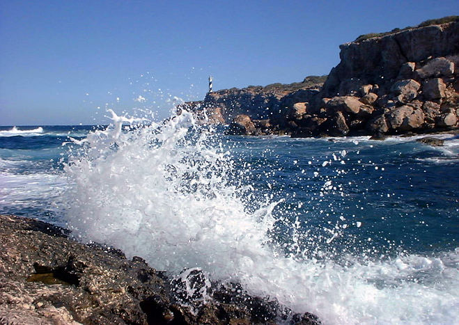 Waves at Portinatx