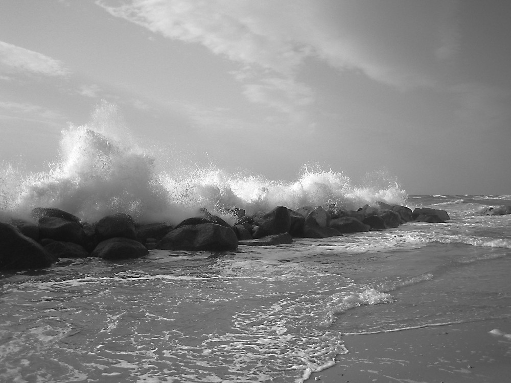 Waves in Tropea