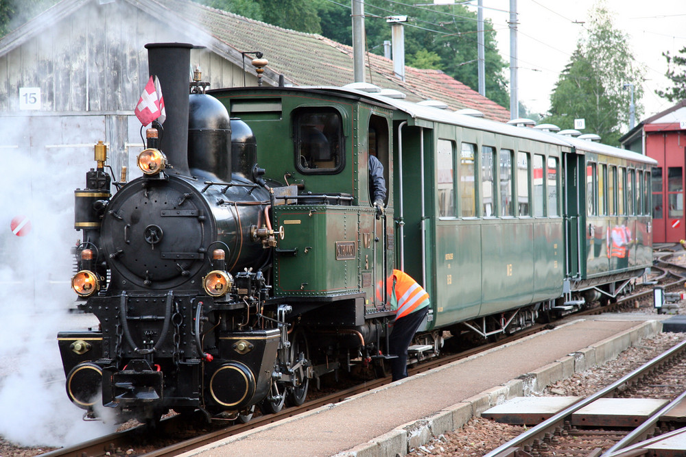 WB 5 im Bahnhof Waldenburg