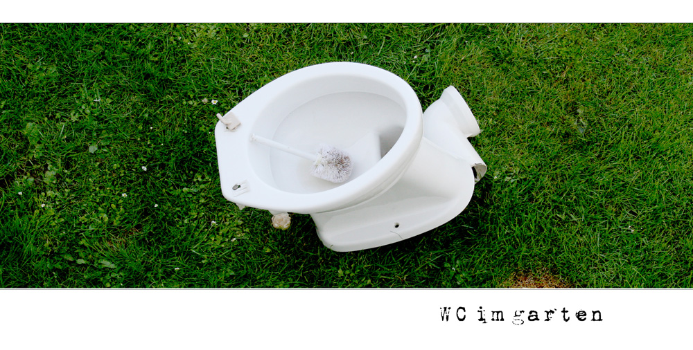 Wc Im Garten Foto Bild Marodes Specials Quer Bilder Auf