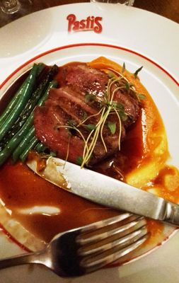 We wear eat the excellence Duck for our 55. wedding day