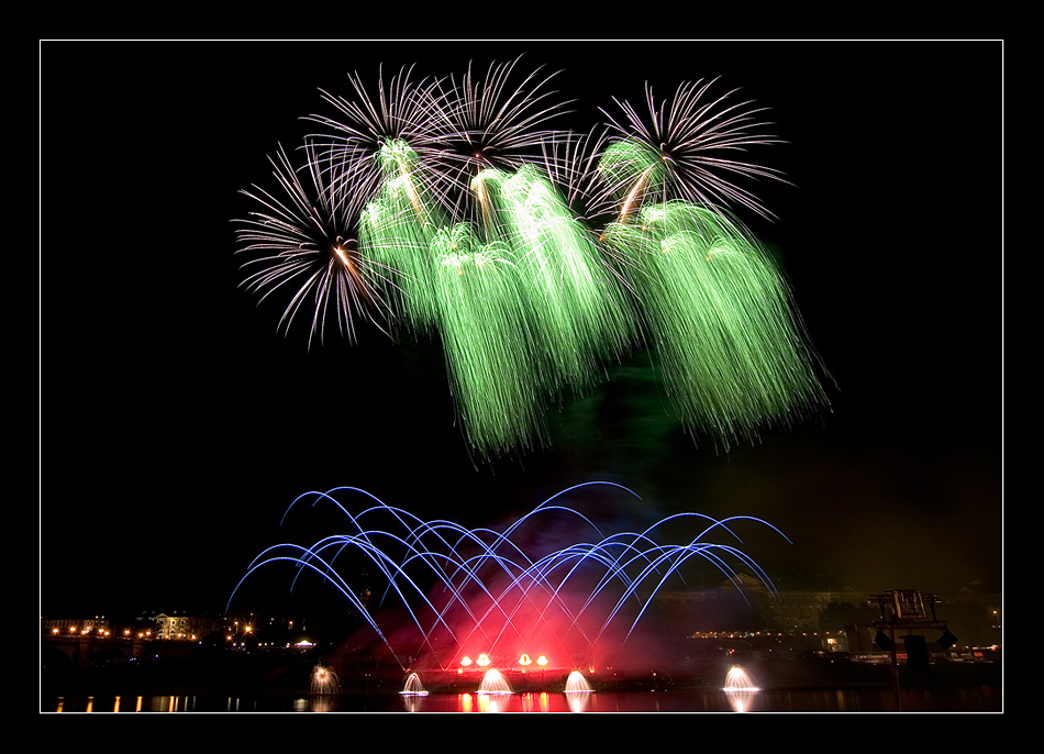 Weco Feuerwerk zur 800 Jahrfeier in Dresden