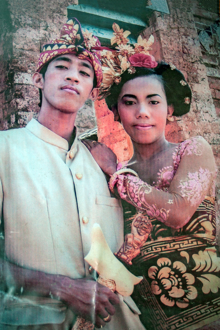 Wedding couple Anom and Mayang