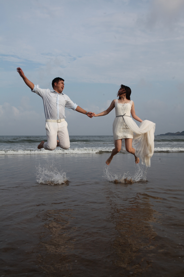 Wedding, Hochzeit, China, Strand, Beach, Springen, Jumping, Paar, Couple