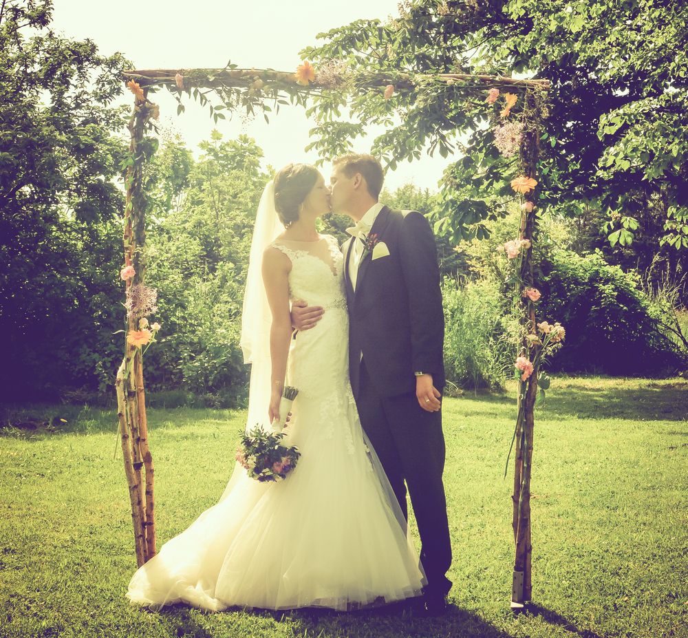 Wedding in the backyard