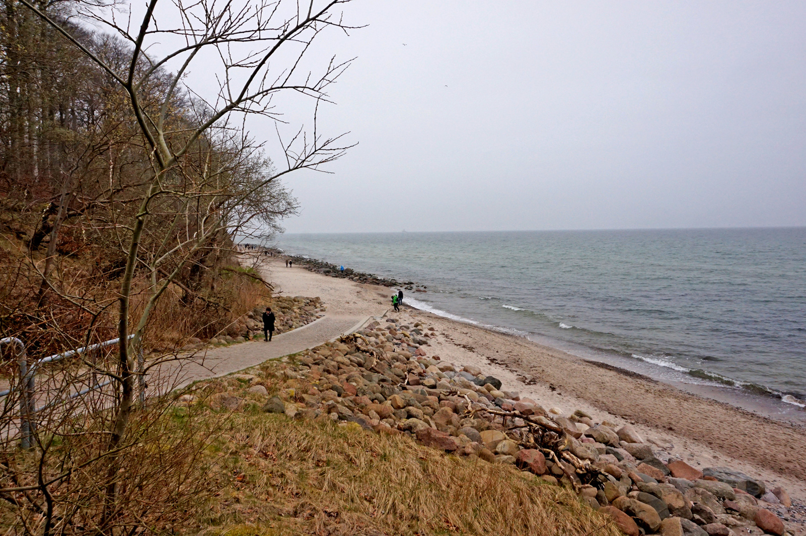 Weg an den Strand