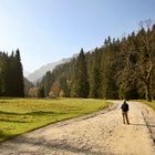 Weg durchs leuchtende Tal