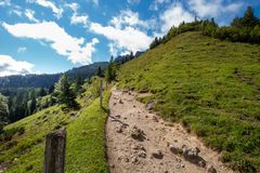 Weg hinauf zur Kampenwand