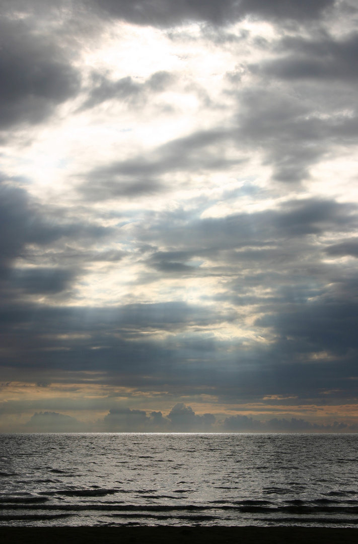 Weg in den Wolken