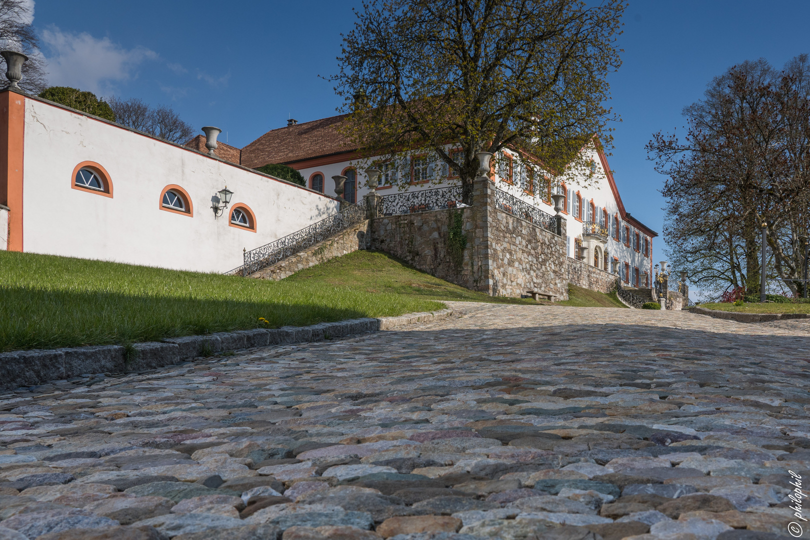 Weg zum Schloß