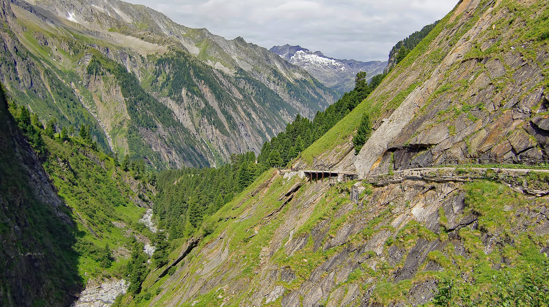 Weg zur Berliner Hütte 