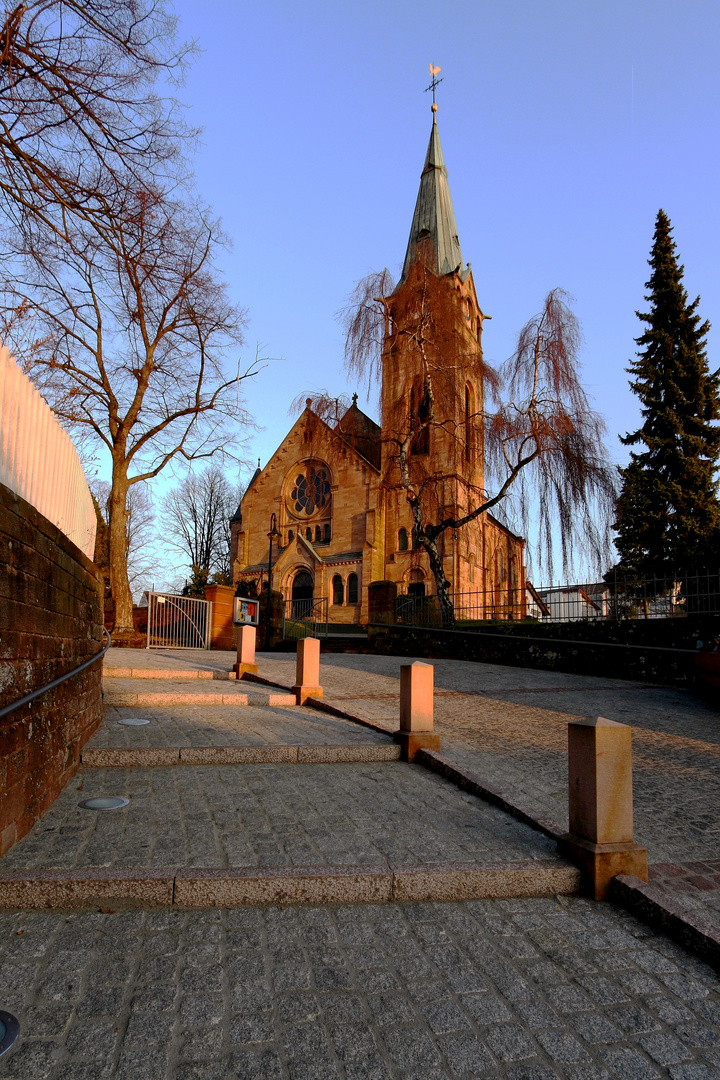 Weg zur Kirche