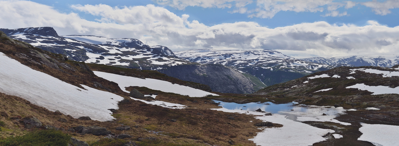 Weg zur Trolltunga