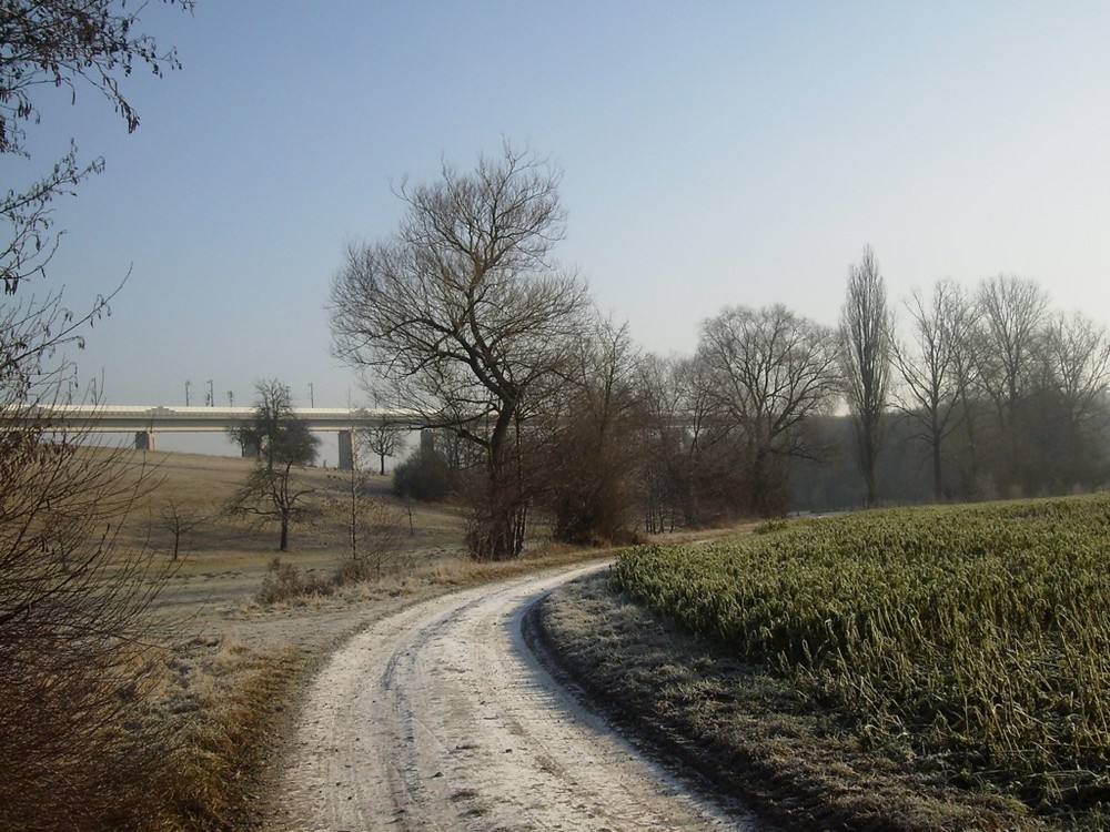 weg.brücke