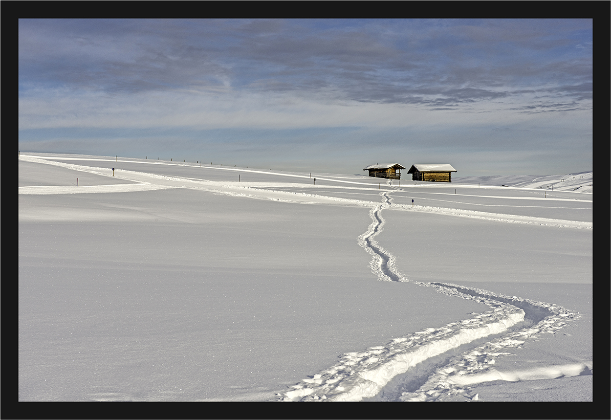 Wege im Schnee