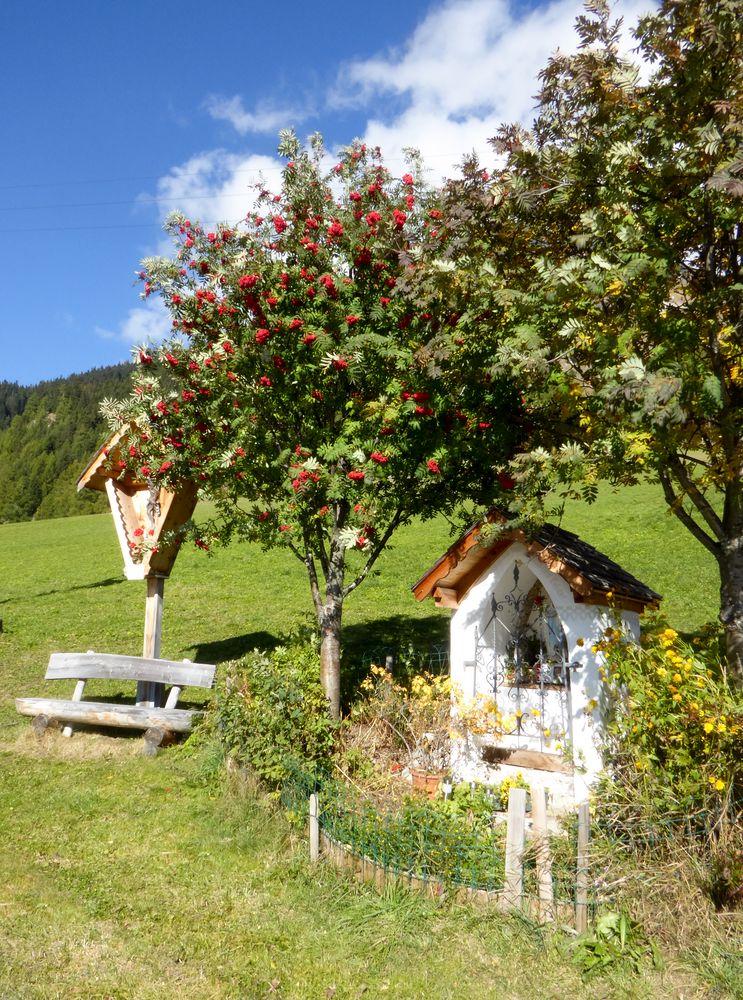 Wegkreuz bei Reschensee Vinschgau