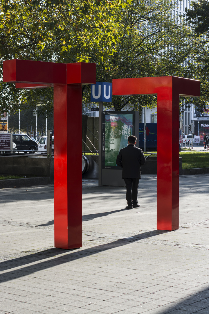 Wegweiser zur U-Bahn