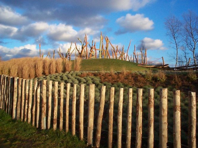 Wehranlage oder Kinderspielplatz?