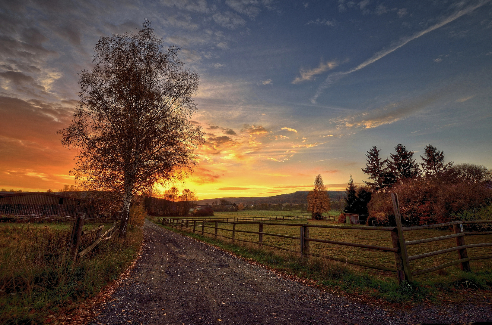 Wehrheim am Sonntagmorgen im Herbst