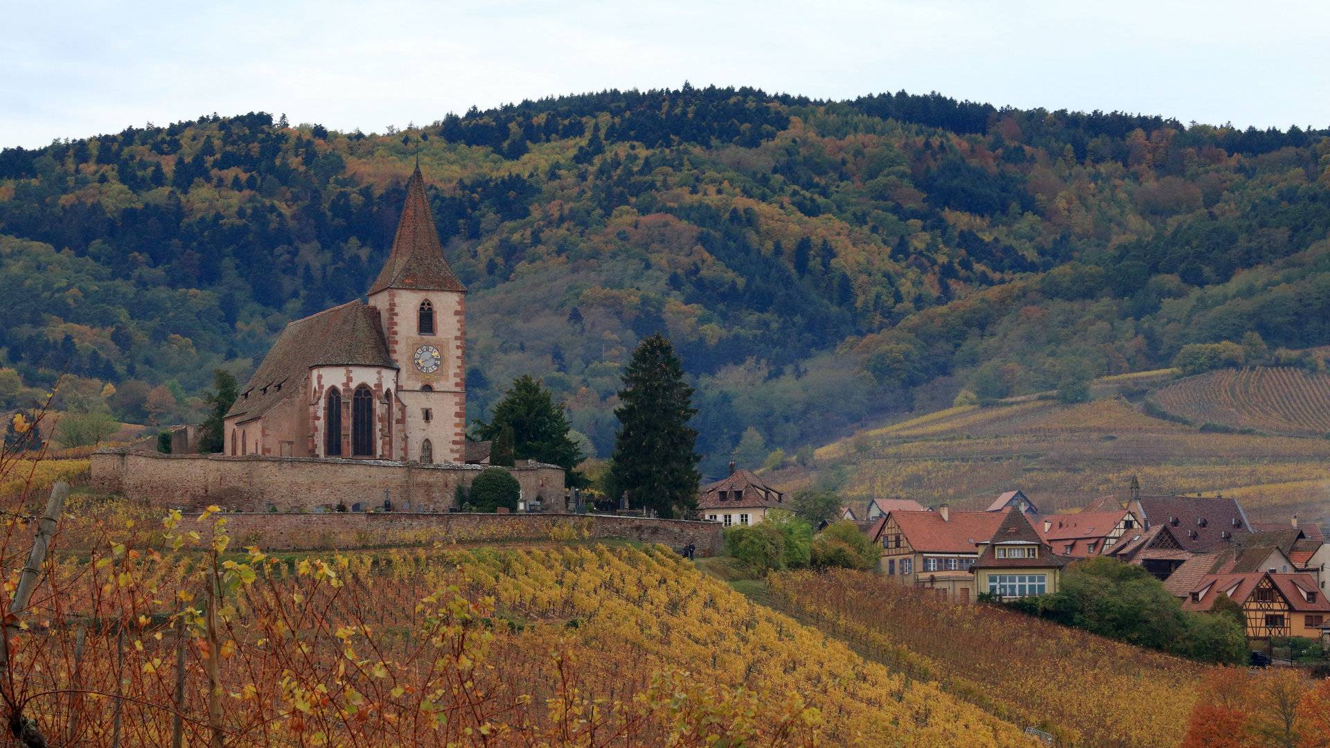 Wehrkirche in Hunawihr