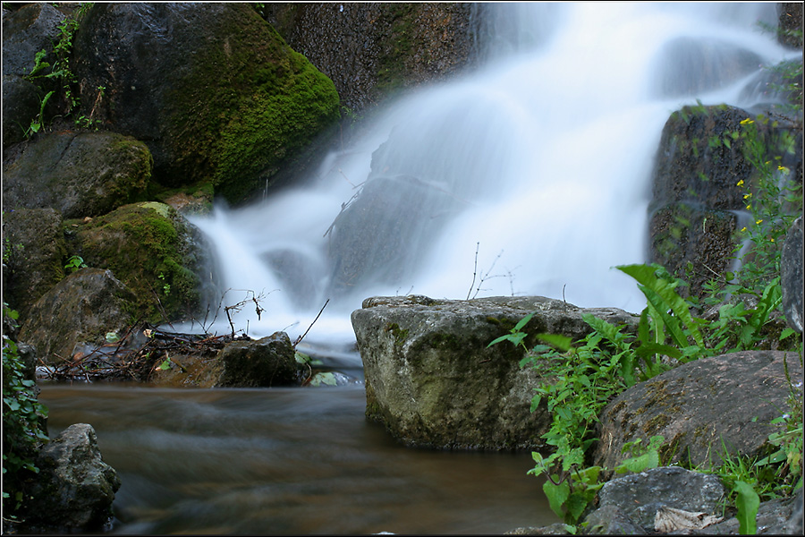 weiches wasser - kreuzbergwasserfall in berlin