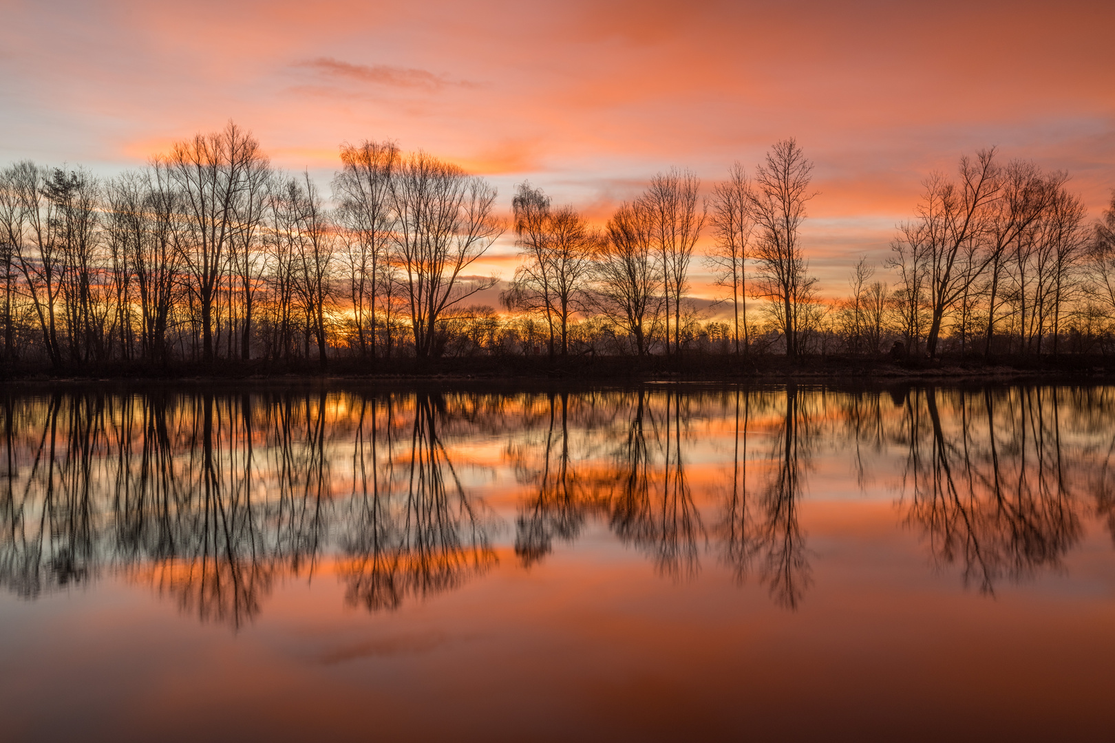 Weiher bei Sonnenaufgang