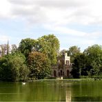 Weiher im Schloßpark Biebrich in Wiesbaden