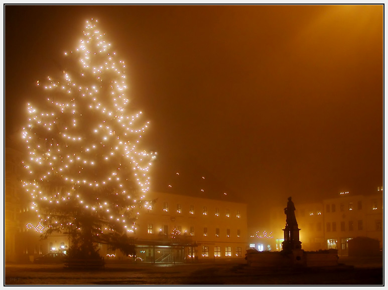 Weihnacht und Licht im Erzgebirge von Peter Wolf v. Miriquidi-Staufen