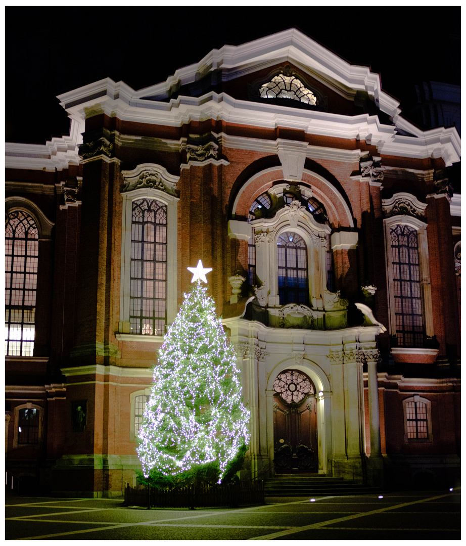 Weihnachten 2015 vor dem Michel (2)