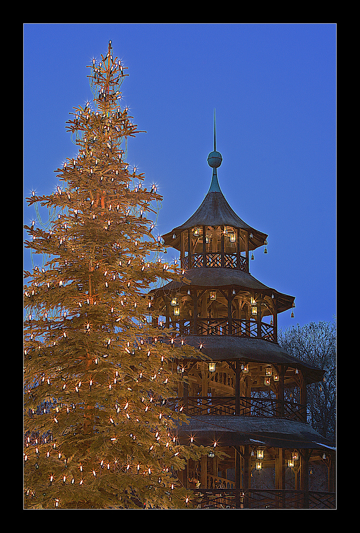 Weihnachten am Chinaturm (HDR)