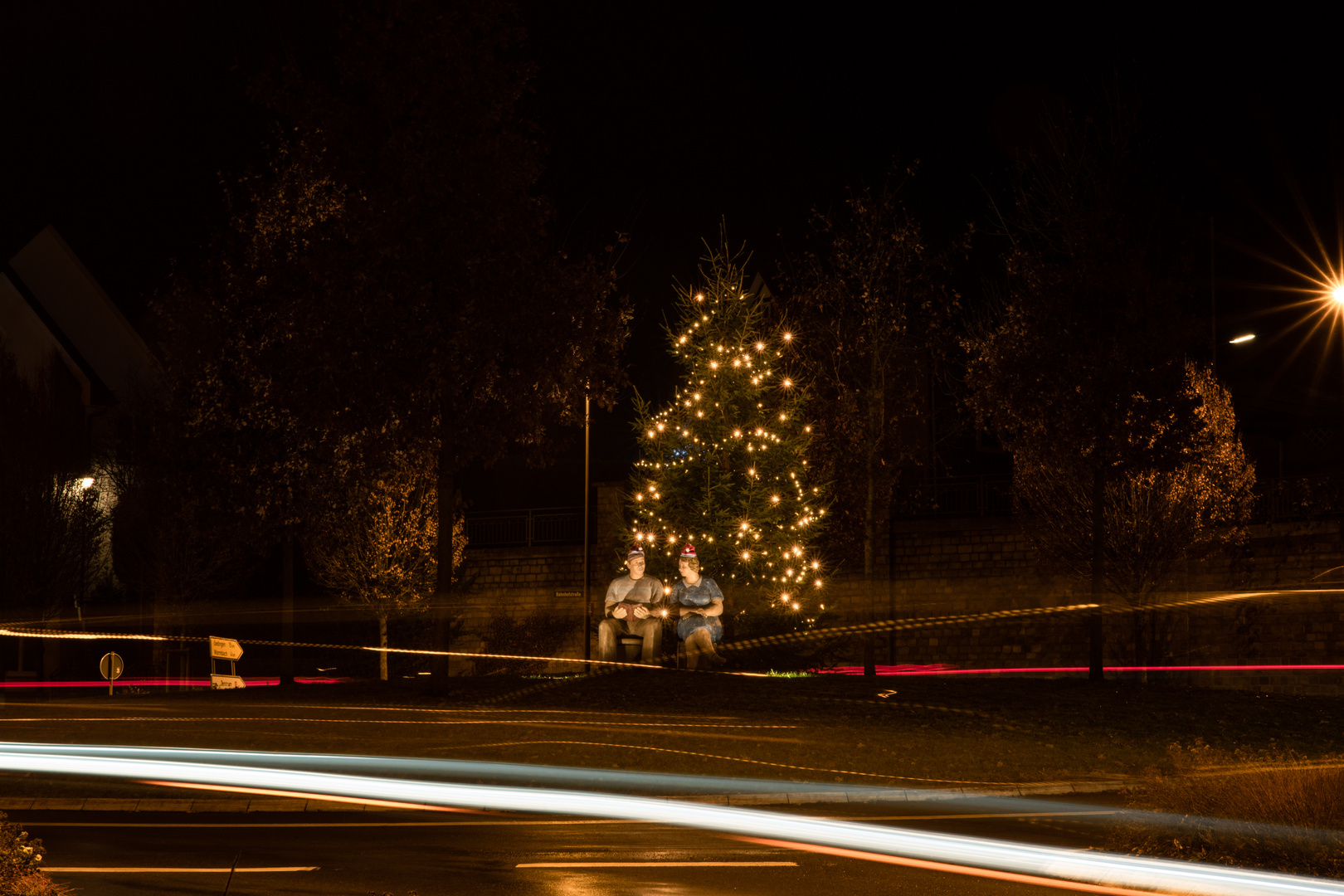 Weihnachten am Schmallenberger Kreisverkehr II/III