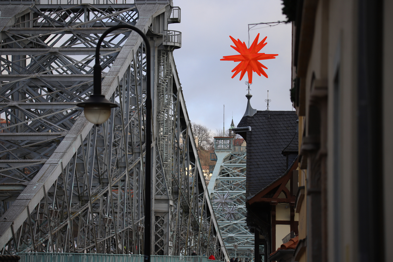 Weihnachten an der Brücke
