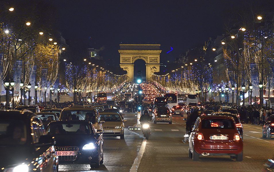 Weihnachten auf dem Champs Elysees Paris