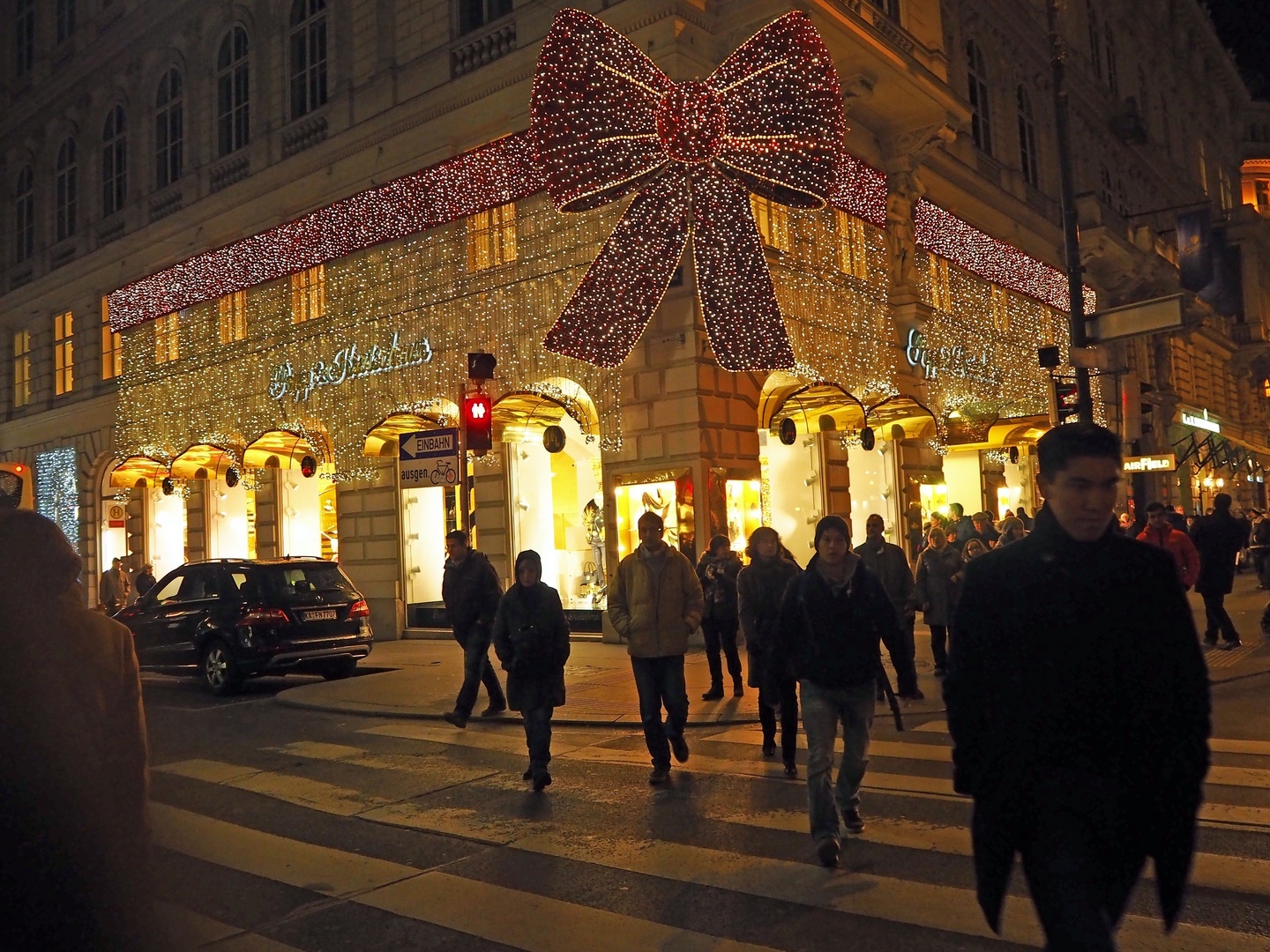 Weihnachten naht, die stimmung ist da, die einkäufe sind hier sehr teuer!