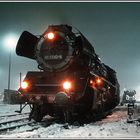 Weihnachten, Winter mit Schnee und noch Dampf 1981 im Bw Saalfeld > I