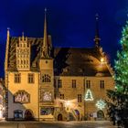 Weihnachtlich geschmücktes Rathaus von Neustadt/Orla