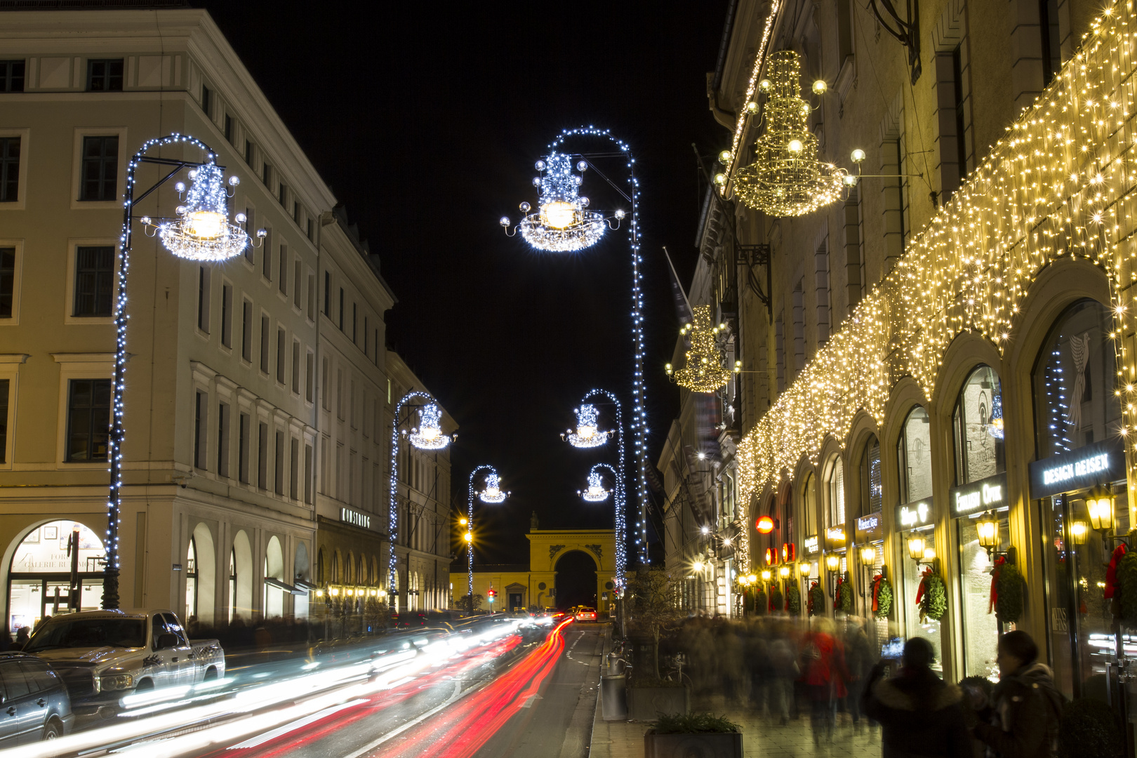 Weihnachtliche Briennerstrasse 2