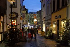 Weihnachtliche Gasse