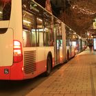 Weihnachtliche gschmückte Mönckebergstraße - oder: Glanzlicht Bus!