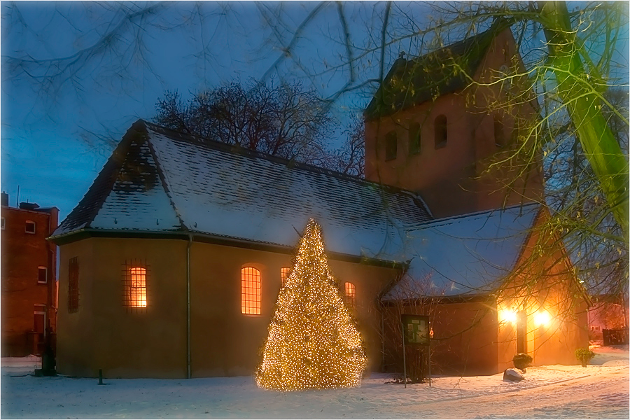 Weihnachtliche Kirche