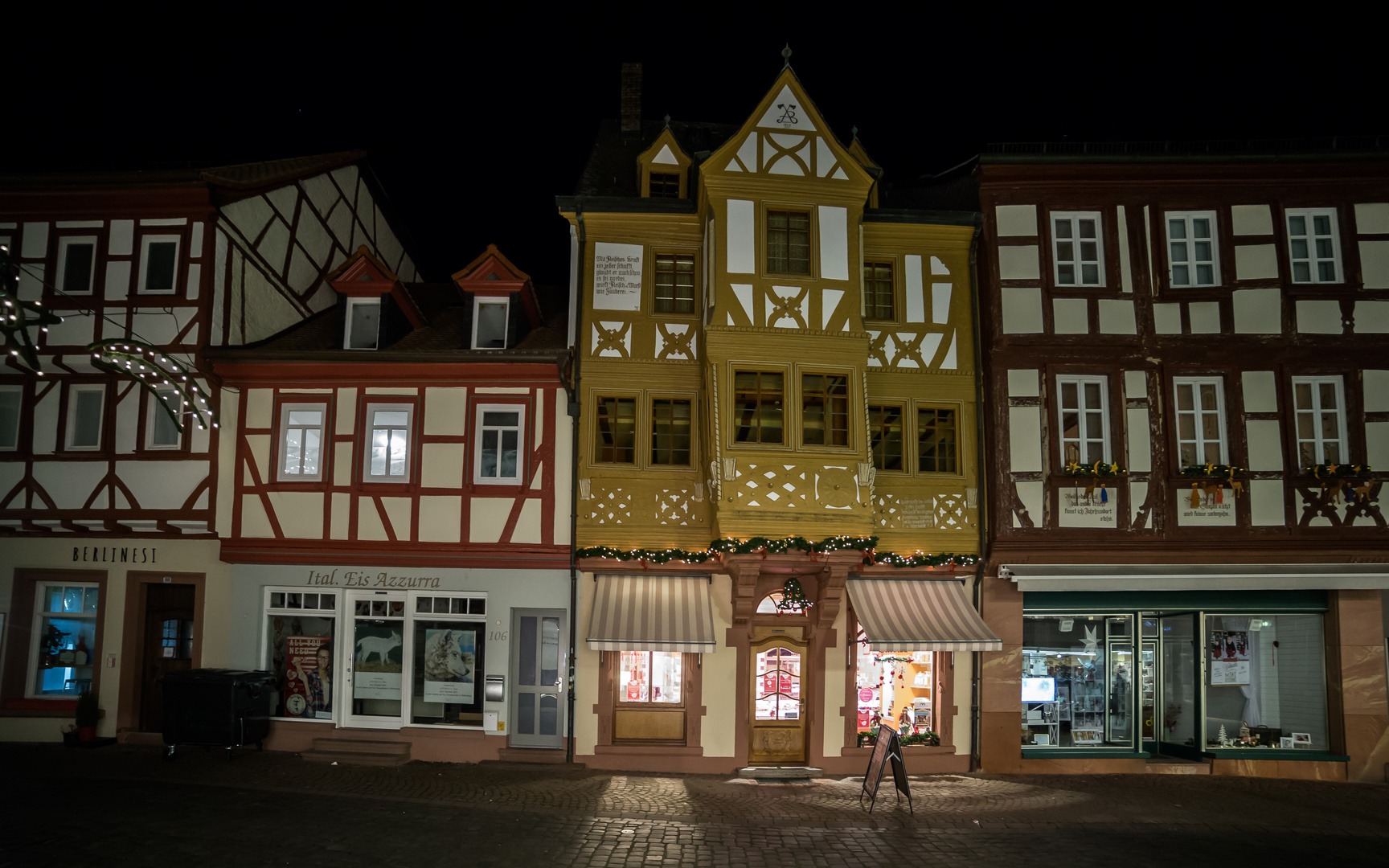 Weihnachtliche Miltenberger Altstadt 16