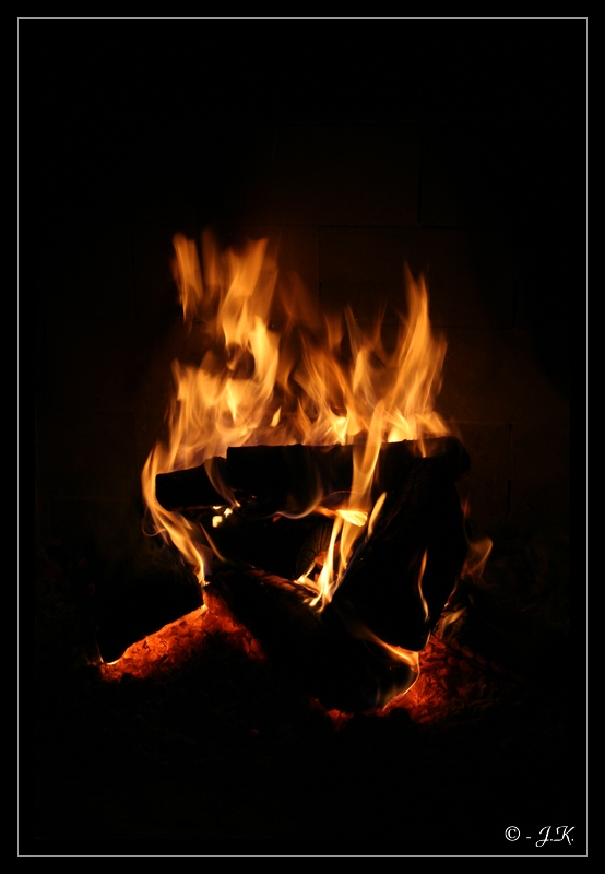 Weihnachtliche Romantik vor dem Kamin ** Foto &amp; Bild karten und